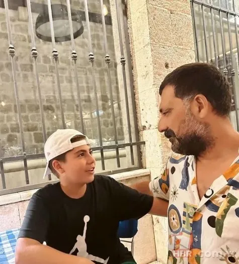 Can Borcu'nun Mehmet'i Bülent İnal'ın mavi gözlü eşi güzelliğiyle hayran bıraktı! 9