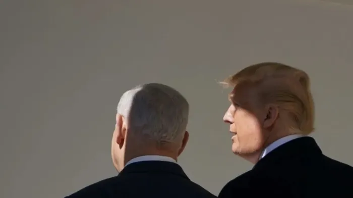 israil-medyasindan-dikkat-ceken-analiz-trump-netanyahuyu-tehdit-mi-etti-emekliligini-gronlandta-gecirmek-istem-1736843656926.jpg İsrail Başbakanı Binyamin Netanyahu ve ABD'nin 47. başanı olmaya hazırlanan Donald Trump (Arşiv)