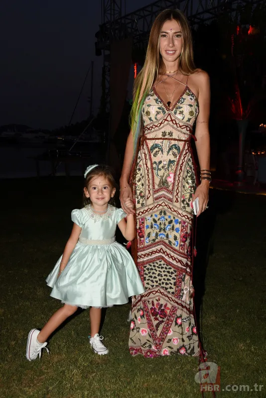 Acun Ilıcalı'yla boşanmasının ardından Şeyma Şeyma Subaşı'nın takçisi sayısı 100 bin arttı 12