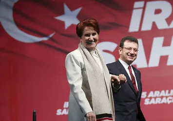Saraçhane'de iki kare tek mesaj! İmamoğlu'ndan Akşener'li gönderme! Kılıçdaroğlu'na karşı takındığı tavır gözden kaçmadı