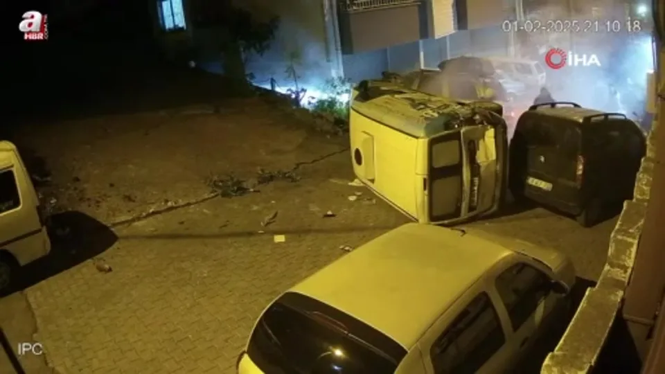 Kaza anı güvenlik kameralarına yansıdı