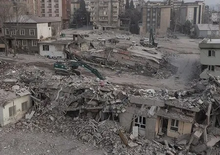 Dünyaca ünlü uzmanlar asrın felaketini inceledi: Japonya bile dayanamazdı