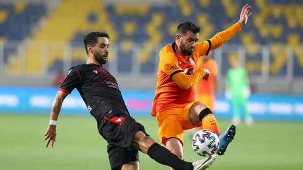 Fatih Terim listeyi verdi! İşte Galatasaray’ın transfer etmek istediği futbolcular