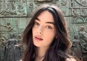 Kick boks sporcusu Büşra Karakaş'tan turist kadına darp! "Saçlarımı çekti başımı fayansa çarptım"