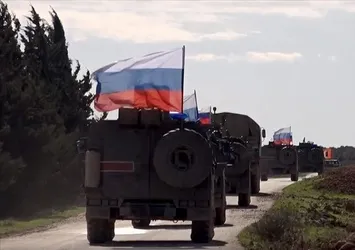 Rus askeri polisi devriyelerini sürdürüyor