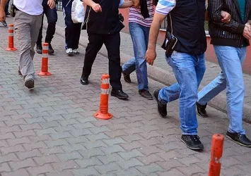 FETÖ'ye 4 ilde son dakika operasyonu!