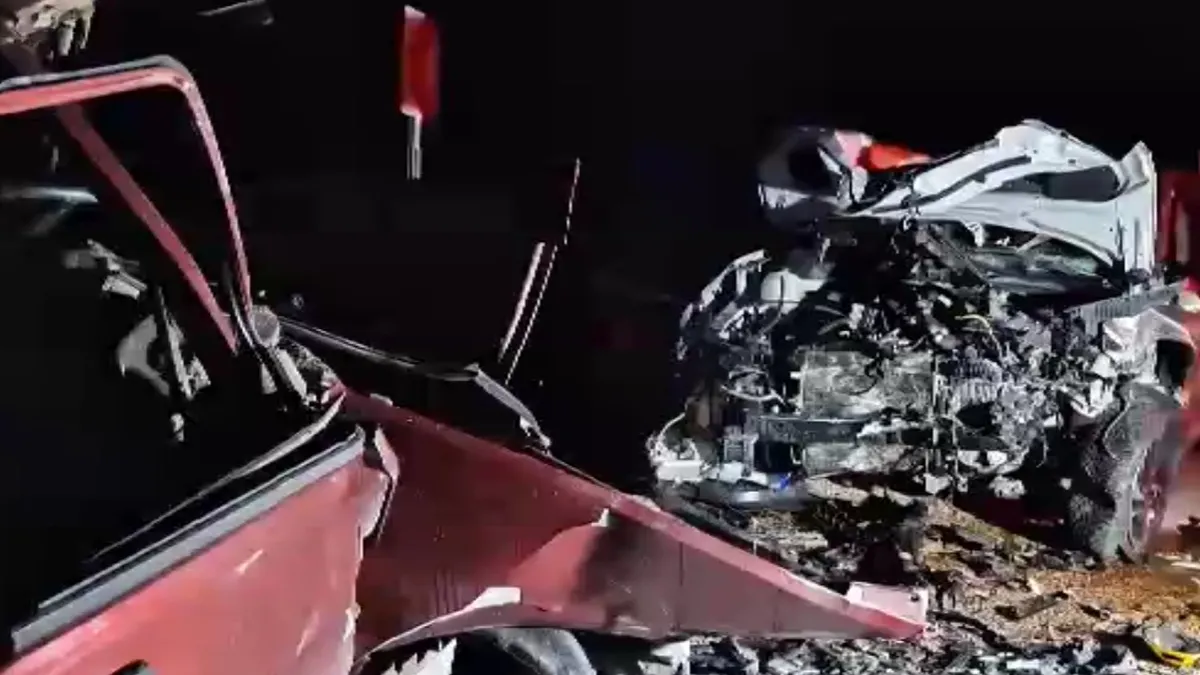 Manisa'da feci kaza aynı aileden 3 kişiyi hayattan kopardı!