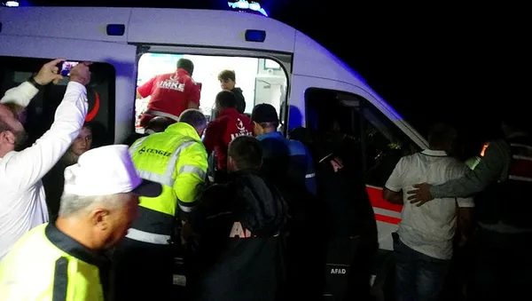 Bartın'da baraja devrilen araçtan 4 kişinin cansız bedeni çıkarıldı - 2
