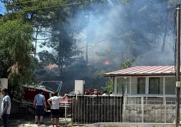 Marmaris'te korkutan orman yangını! Alevler kontrol altına alındı