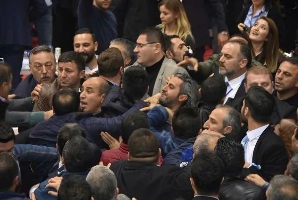 CHP kongresinde yumruklar konuştu - 4