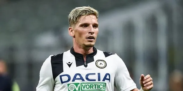 Galatasaray bir transferi daha bitirdi! İngiliz basını Jens Stryger Larsen’i açıkladı