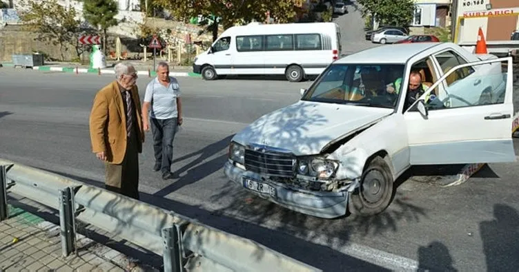 Eşref Kolçak kaza yaptı