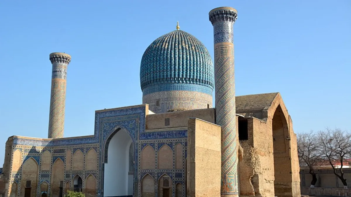 Özbekistan bağımsızlığının 34. yılını kutluyor