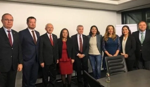 Türk düşmanı Sevim Dağdelen'den Türkiye karşıtı imza! - 4