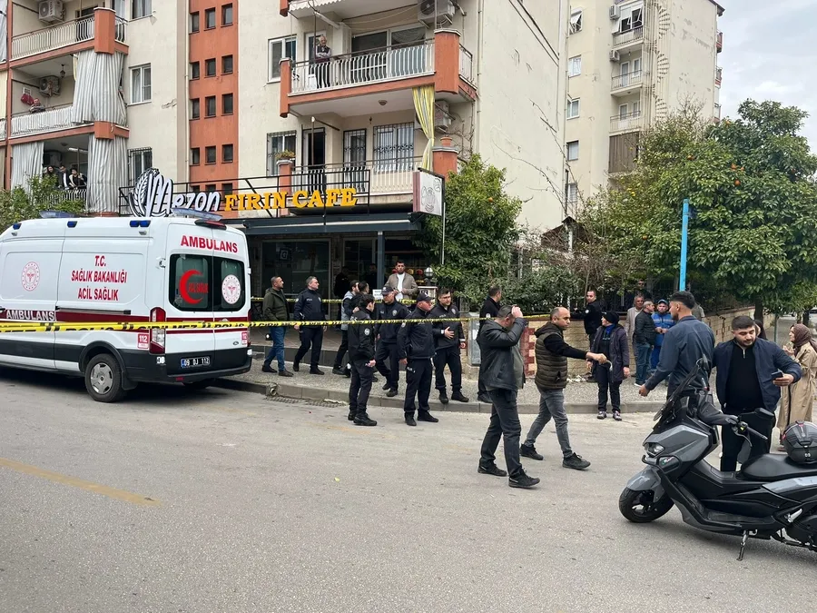 aydinspor-eski-baskani-silahli-saldirida-hayatini-kaybetti-1774029666027.jpg Aydınspor eski başkanı silahlı saldırıda hayatını kaybetti - 1