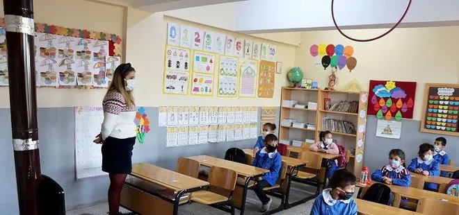 Son dakika: Okullarda maske takılacak mı? Milli Eğitim Bakanı Mahmut Özer açıkladı