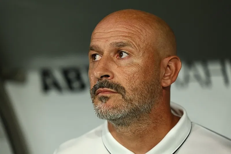 besiktas-hapoel-beer-sheva-maci-gurcistanda-oynanacak-1790188788469.jpeg Serdal Adalı Vlahovic transferinin perde arkasını anlattı! "Sen oyuncuyu ikna et, ne istiyorsa vereceğim" - 1