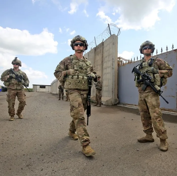 israil-irana-bu-gece-saldiracak-mi-abd-uslerinde-hareketlilik-1749668890779.jpg Bahreyn'deki ABD ordusu varlığı (Arşiv)