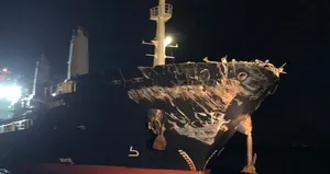 İstanbul Boğazı’nda iki gemi çarpıştı