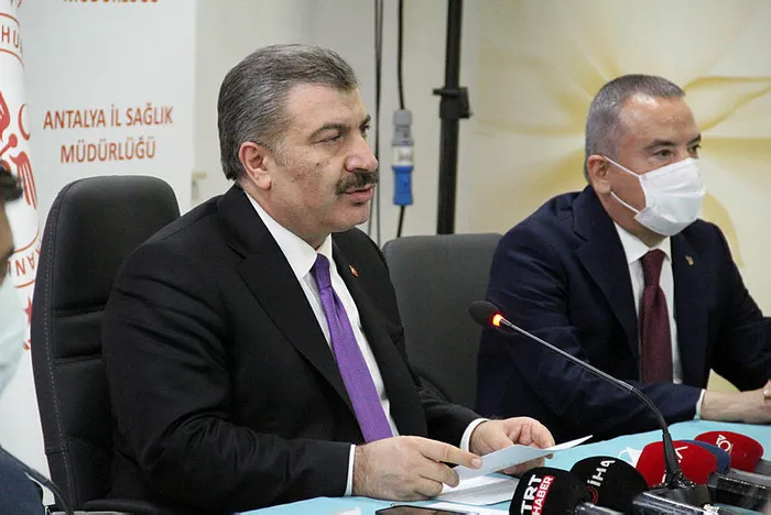 Son dakika: Bayramdan sonra tam açılmama mı geliyor? Sağlık Bakanı Fahrettin Koca açıkladı - 7