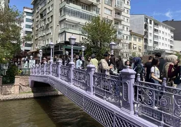 Eskişehir'e bahar geldi