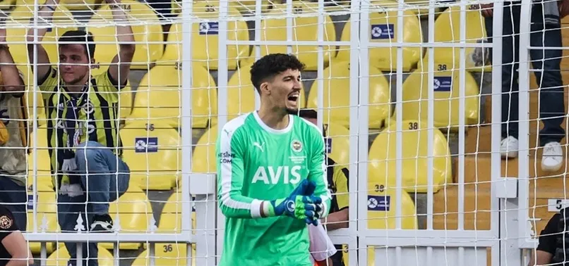 Son dakika: Fenerbahçe'de sakatlık şoku! Milli oyuncu gözyaşları içerisinde sahayı terk etti