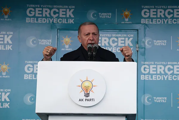 baskan-erdogan-elazig-mitinginde-onemli-aciklamalarda-bulundu-1709745249349.jpg Başkan Erdoğan Elazığ mitinginde önemli açıklamalarda bulundu - 4