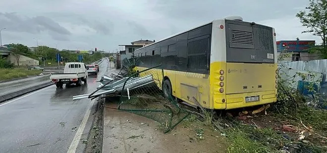 Ümraniye’de feci kaza! İETT otobüsü iş yerinin bahçesine girdi