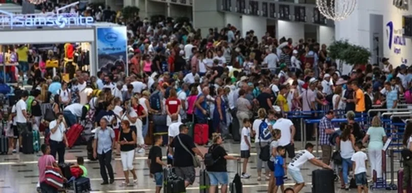 Türkiye'ye ilk 5 ayda gelen turist sayısı yüzde 11,3 arttı! - 2