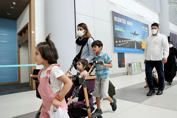 Son dakika: 357 Türk Türkiye'ye getirildi! Afganistan'dan tahliye devam ediyor - 4
