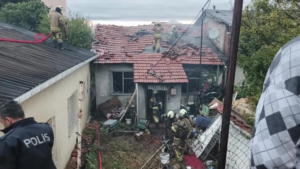 Maltepe'de gecekonduda feci yangın: 12 yaşındaki çocuk hayatını kaybetti! - 3