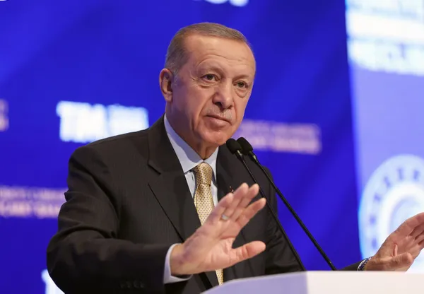 Son dakika: Başkan Erdoğan 2022 ihracat rekorunu açıkladı! İstanbul'a dev fuar müjdesi | Milli parayla 197 ülkeye ihracat - 2