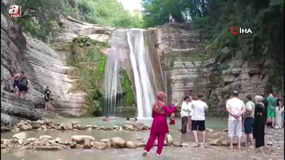 Dağların arasındaki saklı cennette yürekler ağza geldi