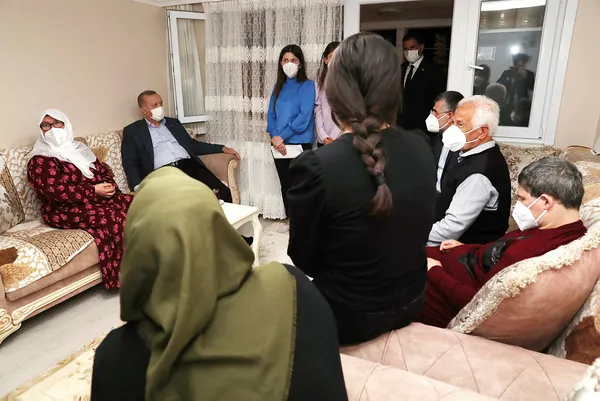 1619902469273.jpg Başkan Recep Tayyip Erdoğan'dan Mahruze Keleş'e sürpriz ziyaret: "Son nefesime kadar oyum Erdoğan'a" - 2