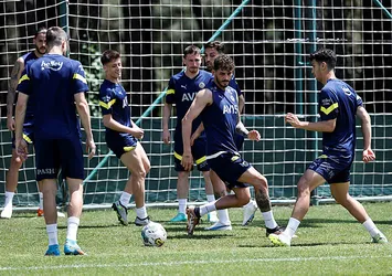 Fenerbahçe-Başakşehir maçı için geri sayım! Kanarya'nın Türkiye Kupası final maçı kamp kadrosu