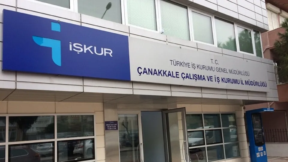 İŞKUR sayfa sayfa ilan yayınladı! İlkokul mezunu 22 bin den fazla personel alımı için başvurular toplanıyor! İşte kurumların listesi….