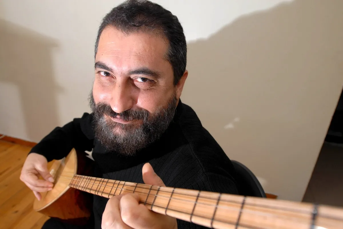 muzisyen-soner-olgun-hayatini-kaybetti-1792137104585.jpg Müzisyen Soner Olgun hayatını kaybetti! Cenaze programı belli oldu - 1