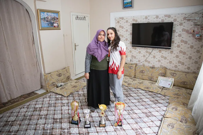 Beyza Türeli'nin hikayesi tüm Türkiye'yi gururlandırdı: Konfeksiyon atölyesinden şampiyonluk kürsüsüne - 1