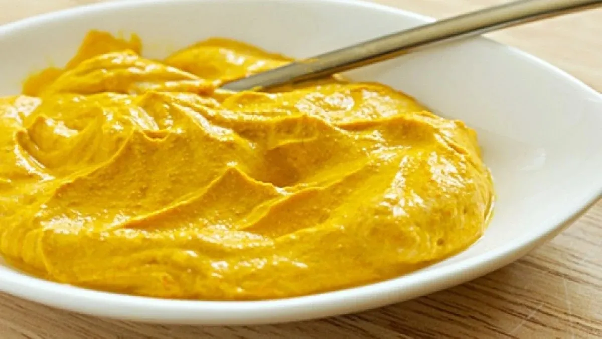 Baharatların altını! Her gün zerdeçallı yoğurt yemenin 5 faydası...