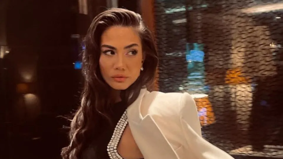 Demet Özdemir'den milyonluk anlaşma! Kazancı dudak uçuklattı