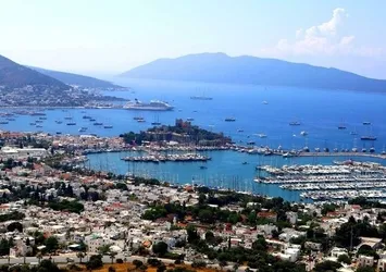 Bodrum’daki pahalılığa buggy çözümü! Vale ücretleri katlanınca…