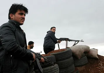 Afrinli Kürt askerler ÖSO'ya katıldı