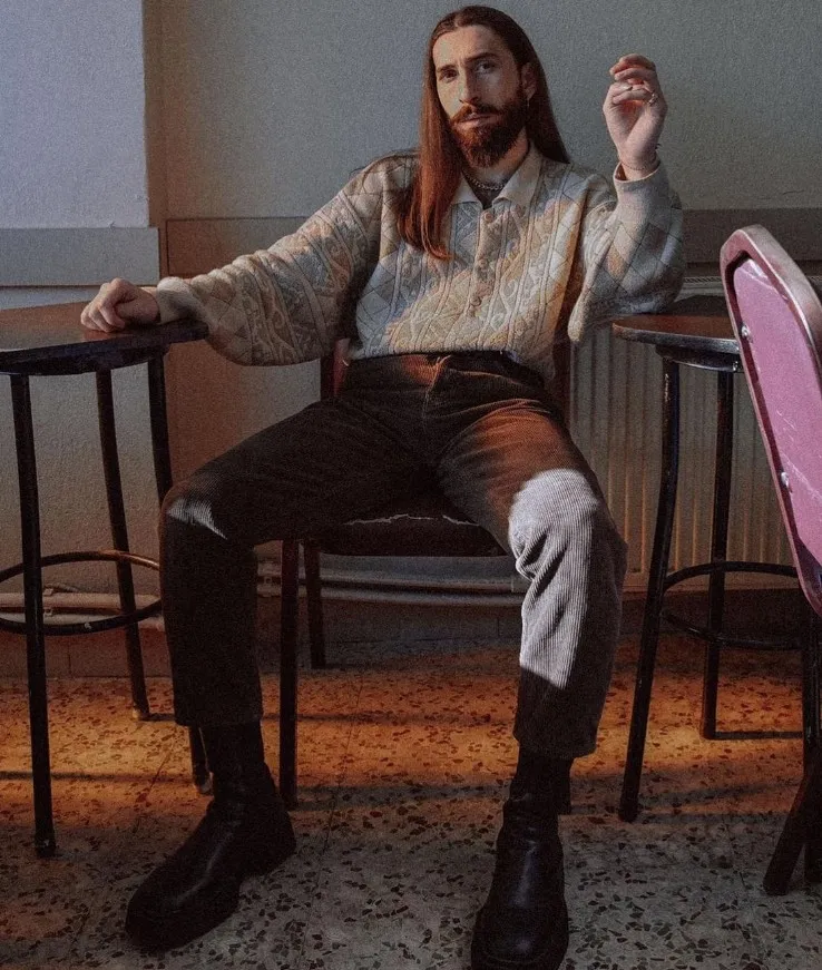 14-unlu-hakkinda-gozalti-karari-listede-burak-deniz-ve-norm-ender-de-var-1775715754741.jpg Emre Fel