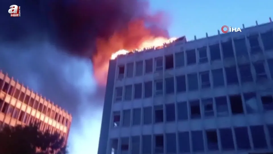 Kartal’da metruk binada korkutan yangın