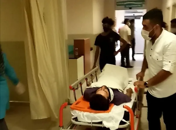 inegolde-2-arac-carpisti-2-yarali-1630018244216.jpg İnegöl'de 2 araç çarpıştı: 2 yaralı - 3