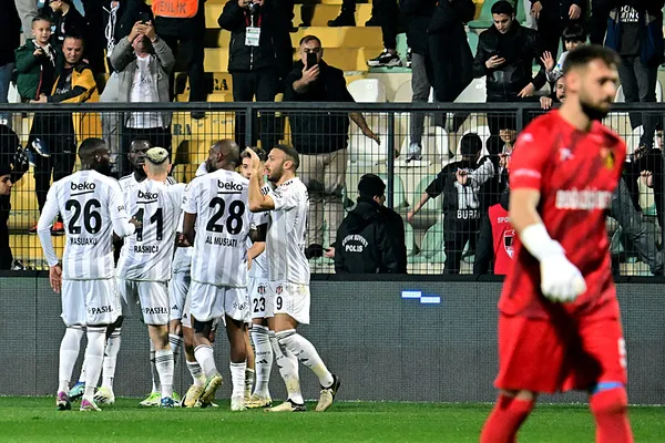 besiktas-ligdeki-yenilmezlik-serisini-4-maca-yukseltti-1708901132751.jpg Beşiktaş ligdeki yenilmezlik serisini 4 maça yükseltti - 5