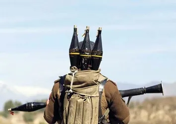 Siirt'te askeri kışla ve polis merkezine roketli saldırı