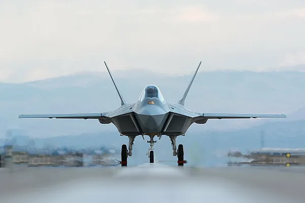 kaan-ilk-ucusunu-gerceklestirdi-iste-mavi-gogus-son-bekcisi-olan-milli-muharip-ucagi-kaanin-ozellikleri-1708529631688.jpeg KAAN ilk uçuşunu gerçekleştirdi! İşte mavi göğün son bekçisi olan Milli Muharip Uçağı KAAN’ın özellikleri