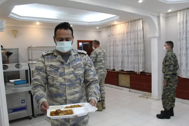 Son dakika | Mehmetçik'in eli tetikte gözü semada! Vatan nöbeti beklerken hainlere göz açtırmıyorlar