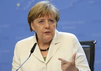 Almanya Başbakanı Merkel: İngiltere'nin AB'den ayrılması çok ciddi bir durum